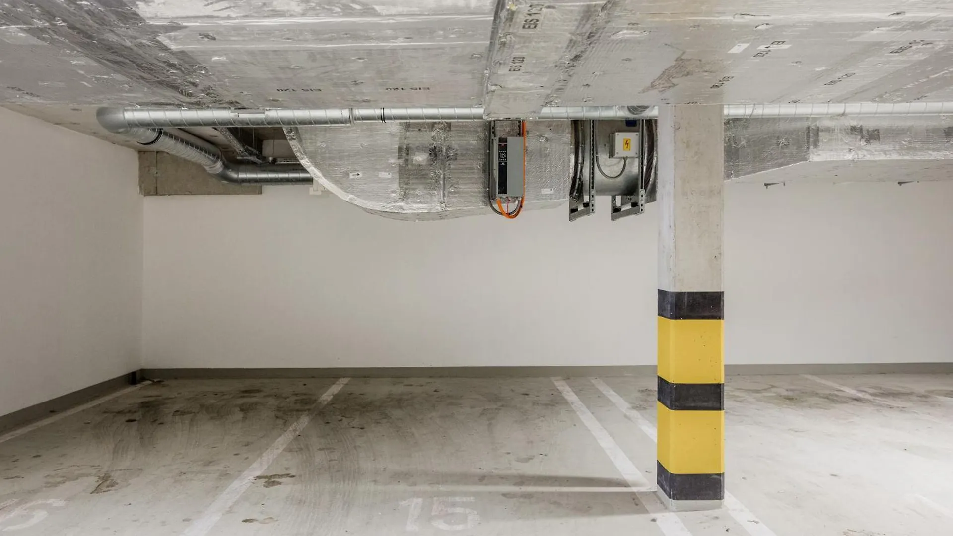 Elegant Premium Apartment With Parking Budapest