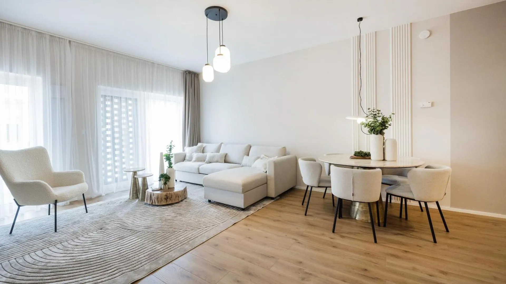 Elegant Premium Apartment With Parking Budapest Hungary