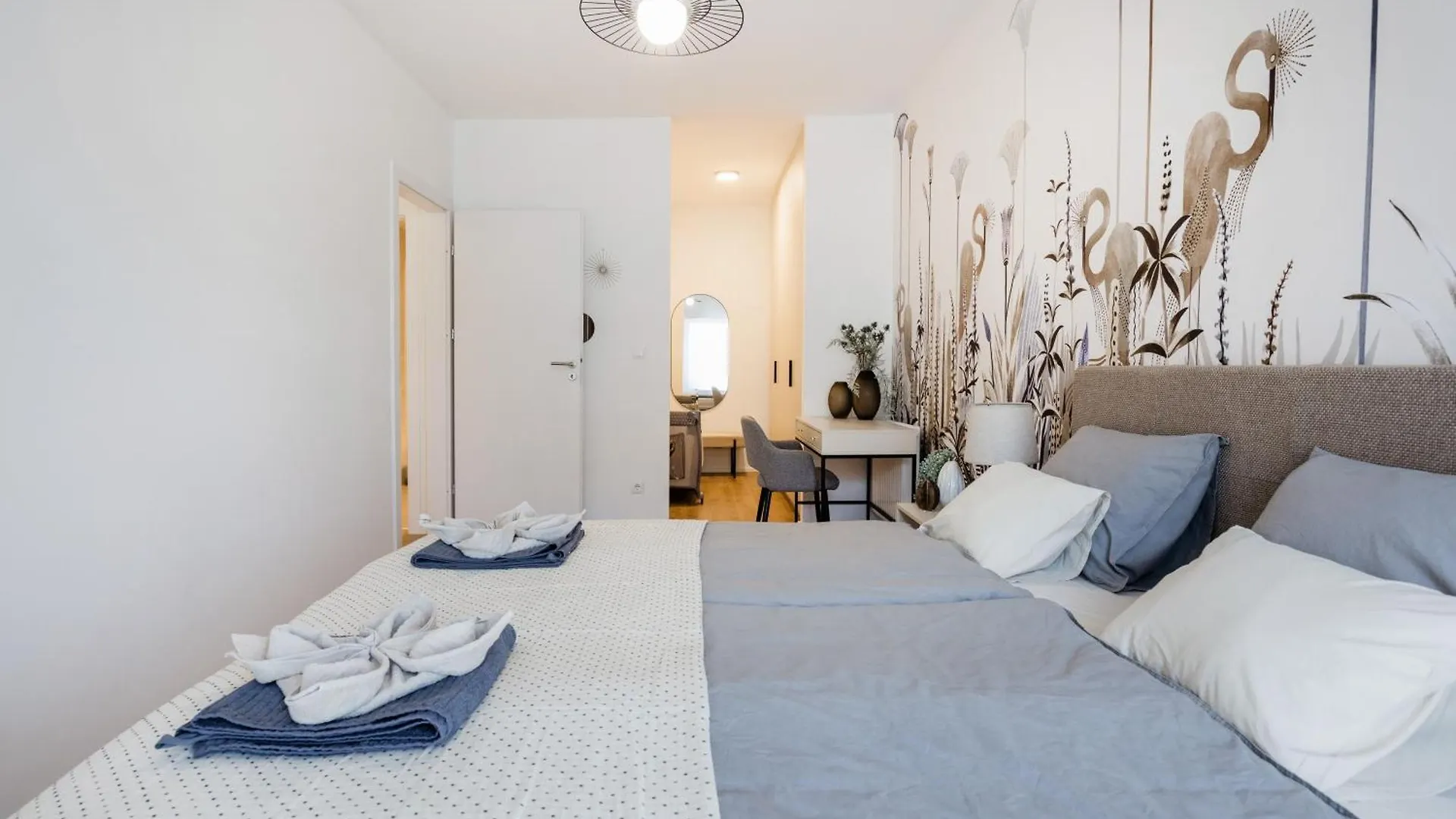 Elegant Premium Apartment With Parking Budapest 0*,  Hungary