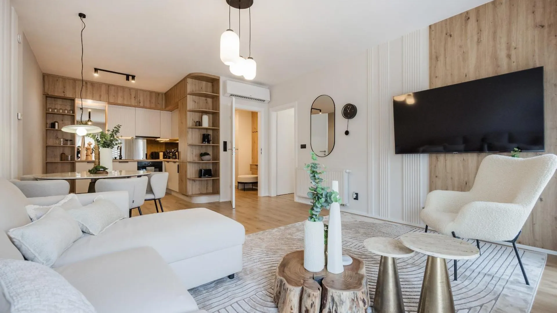 Elegant Premium Apartment With Parking Budapest