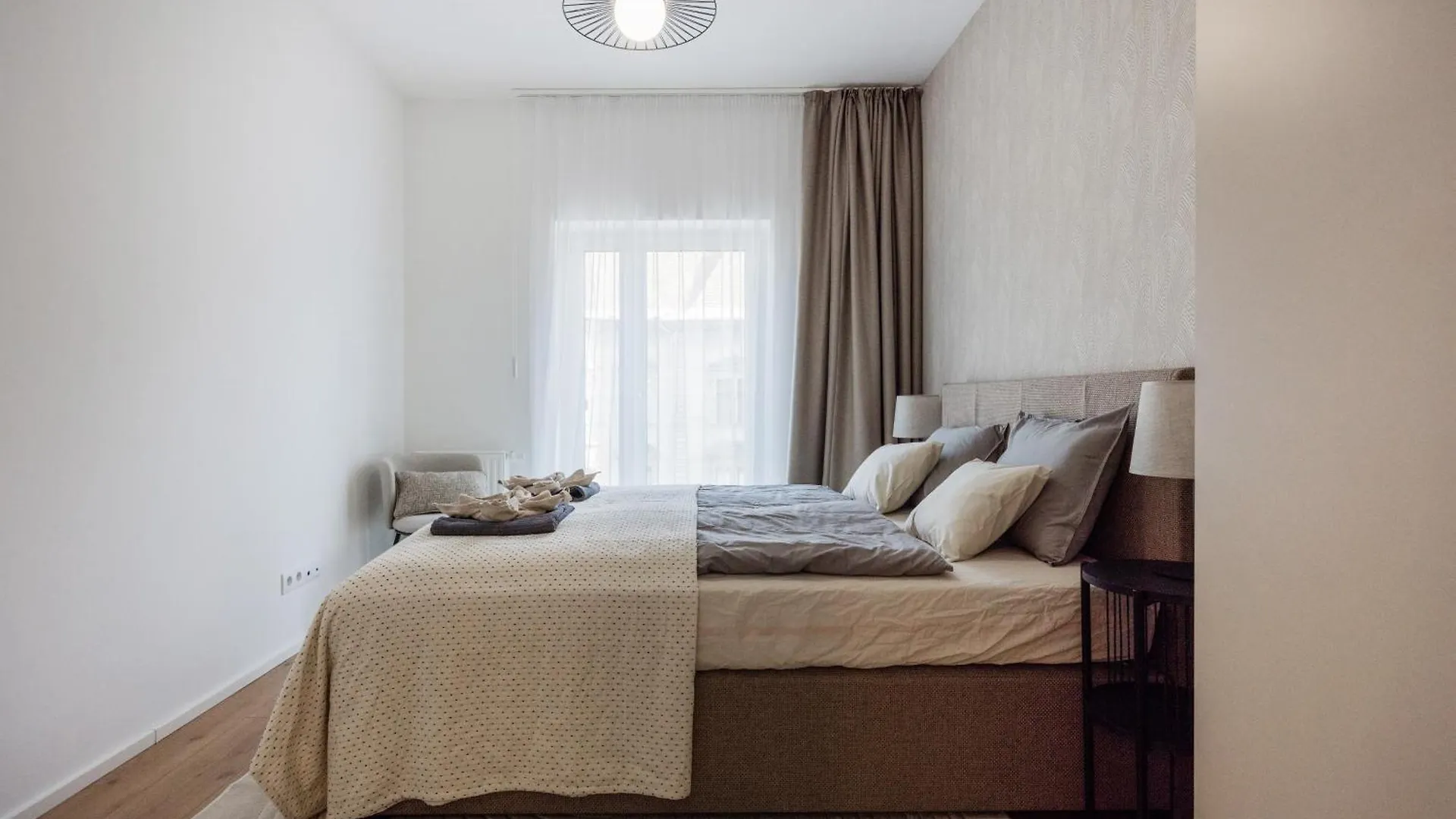 בודפשט Elegant Premium Apartment With Parking הונגריה